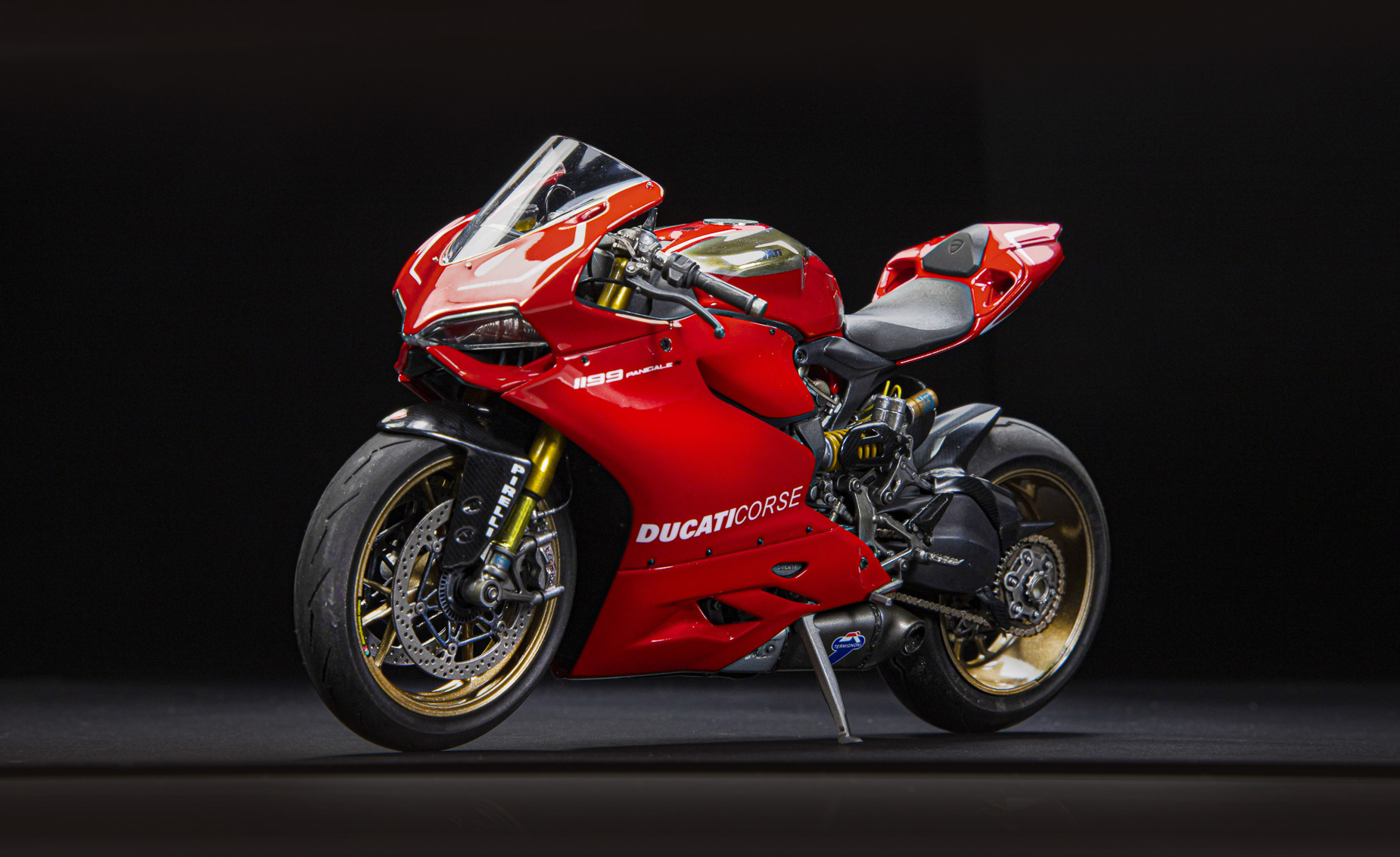Ducati_02.jpg