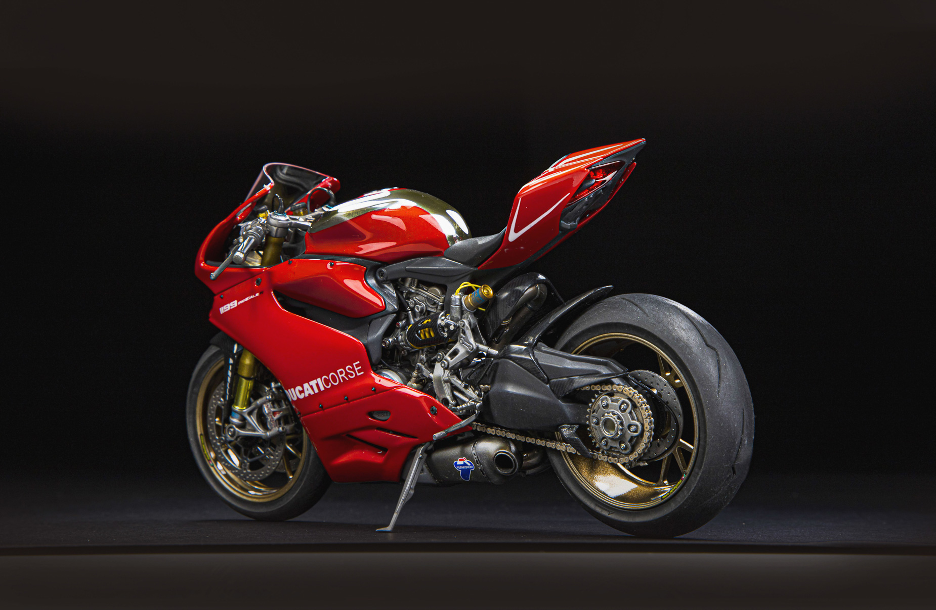 Ducati_03.jpg